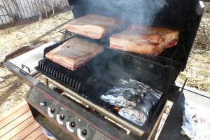 Smoking bacon on the barbecue