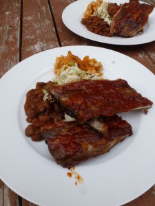 A plate of side ribs, with all the fixin's.