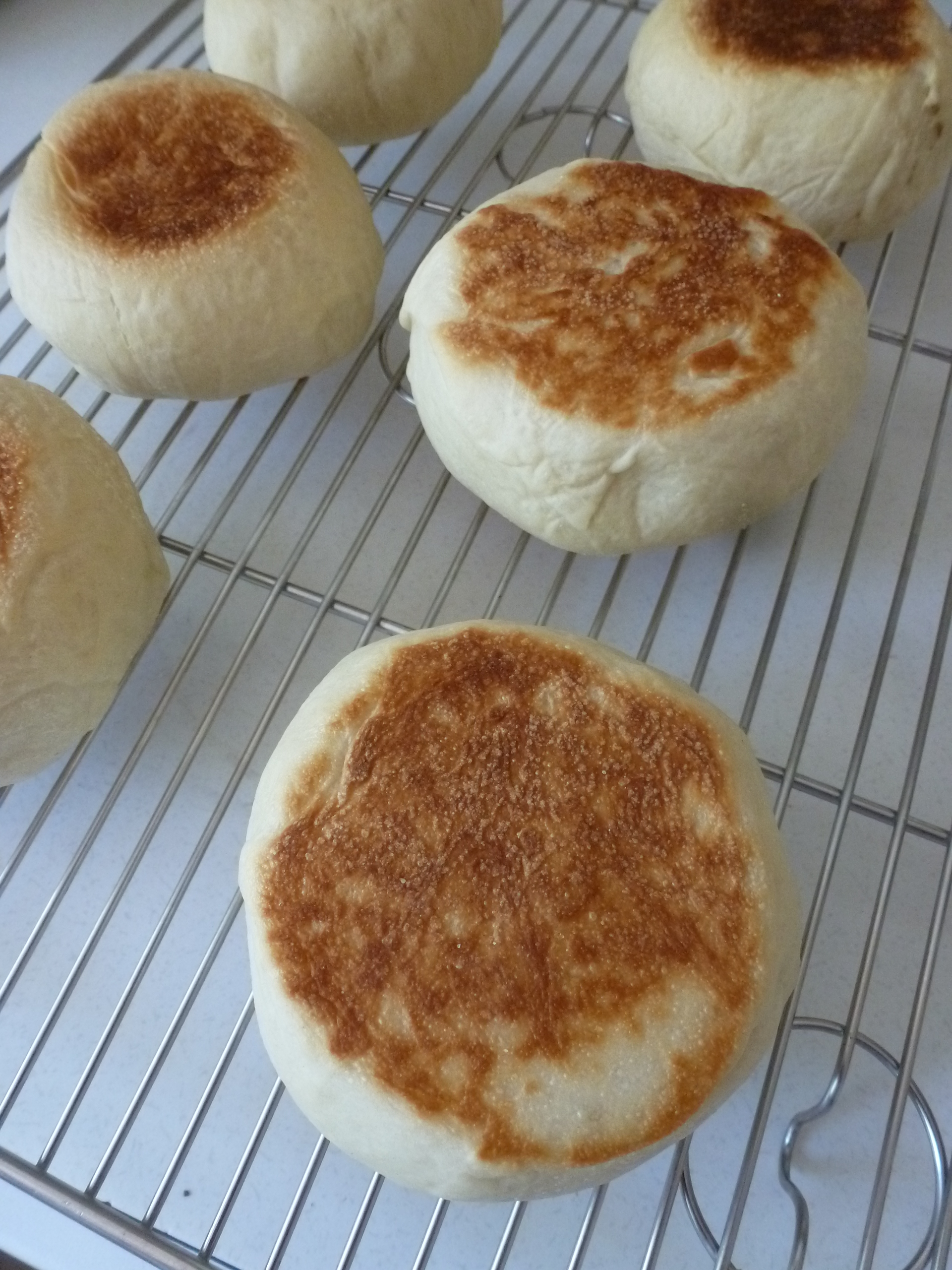 Cooling the English muffins