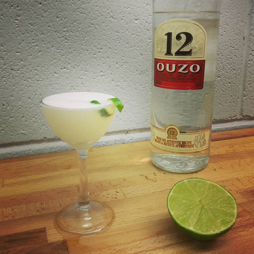 An icy-cold Dryos sour.