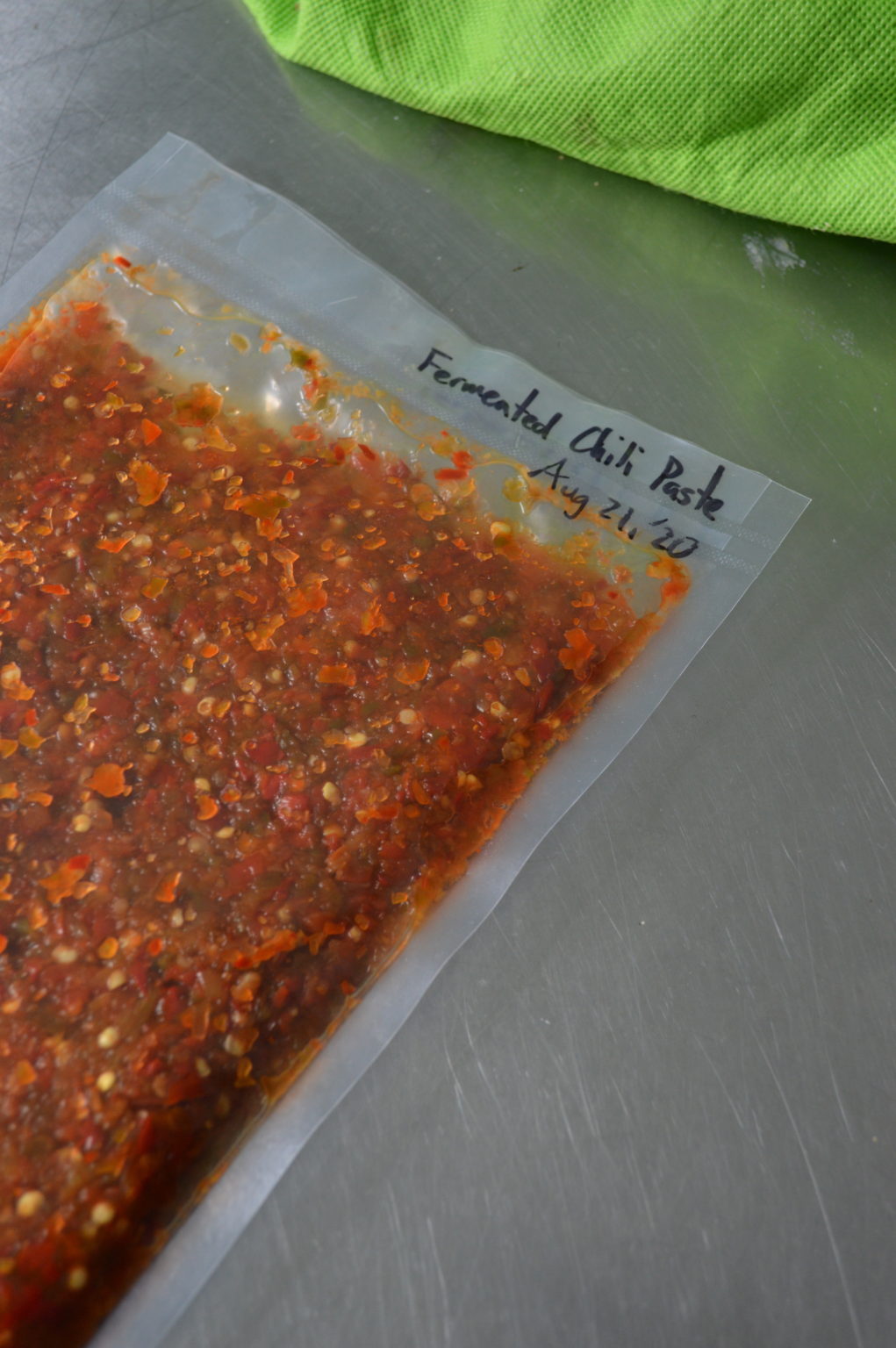 Fermented Chili Paste Button Soup